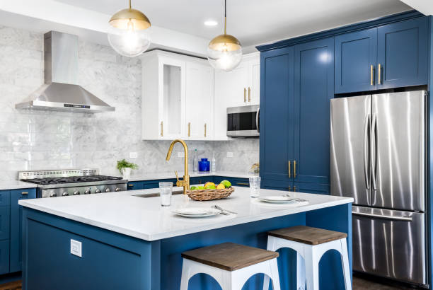 Modern vs. Traditional: Selecting Styles for Phoenix Kitchen Cabinets